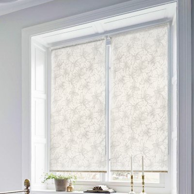 Рулонные шторы с принтом Амелия для балконной двери цвет белый Рулонные шторы с принтом Амелия для балконной двери цвет белый