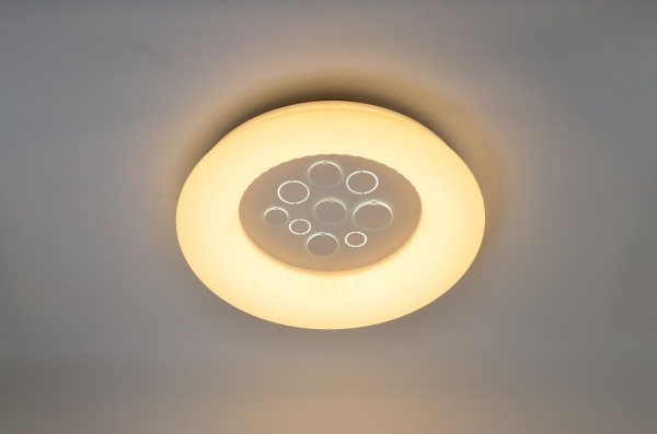 Светильник My Light LED 112W с пультом управления 600-1 WT Светильник My Light LED 112W с пультом управления 600-1 WT