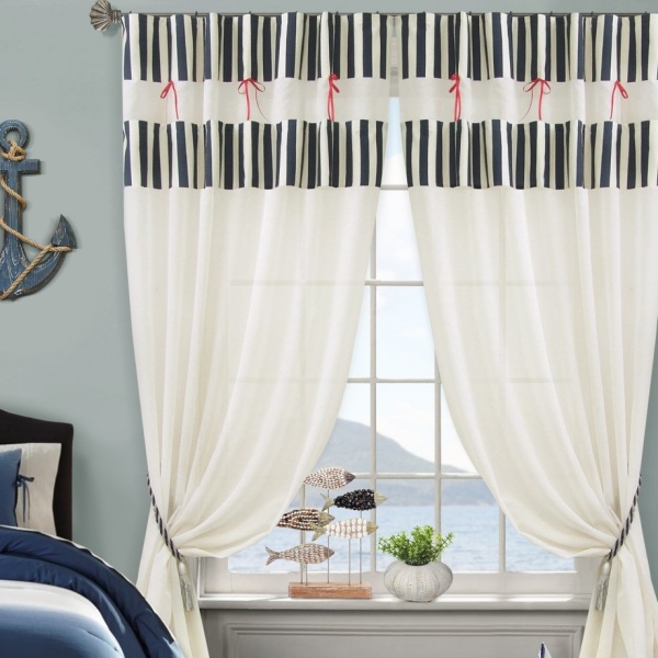 Комплект штор для детской Caravella-S/полоска 292х280 Комплект штор для детской Caravella-S/полоска 292х280