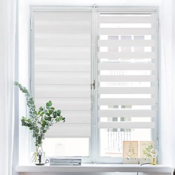 Рулонные шторы день ночь цвет белый Рулонные шторы день ночь цвет белый