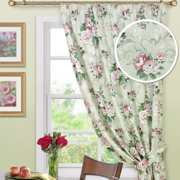 Штора на тесьме "Aquarelle - K" 136х175 светло-зеленый Штора на тесьме "Aquarelle - K" 136х175 светло-зеленый