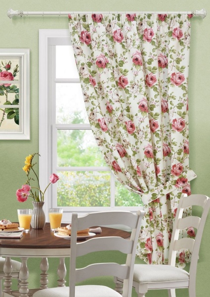 Штора на тесьме "Isadora - K" 136х175 розы Штора на тесьме "Isadora - K" 136х175 розы
